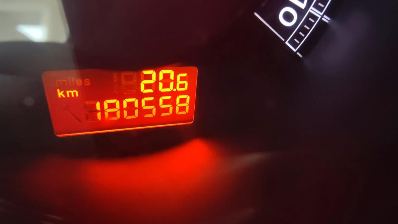 Peugeot 3008 HYbrid4