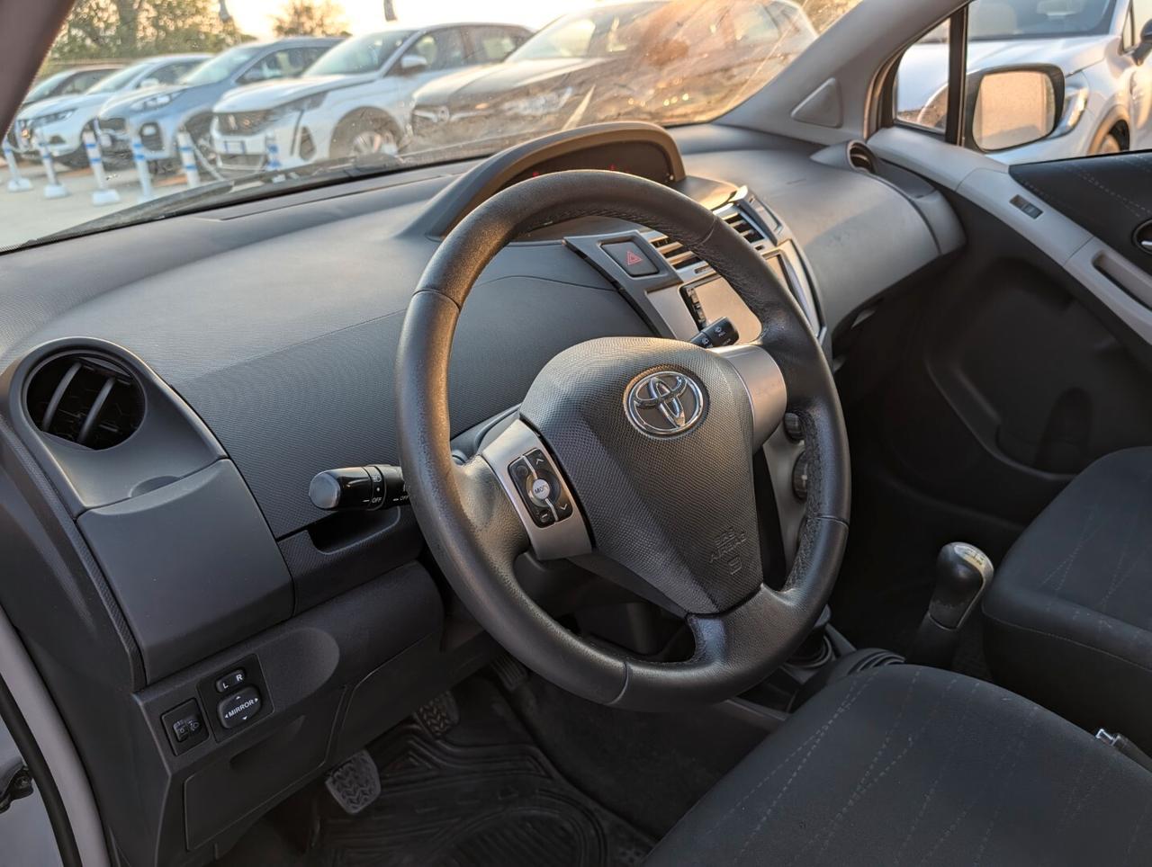 Toyota Yaris 1.4 D-4D 5 porte Sol