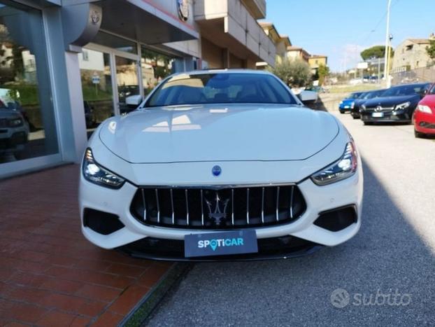 Maserati Ghibli 3.0 Diesel 275 CV Gransport MY19