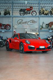 Porsche 911 Turbo S