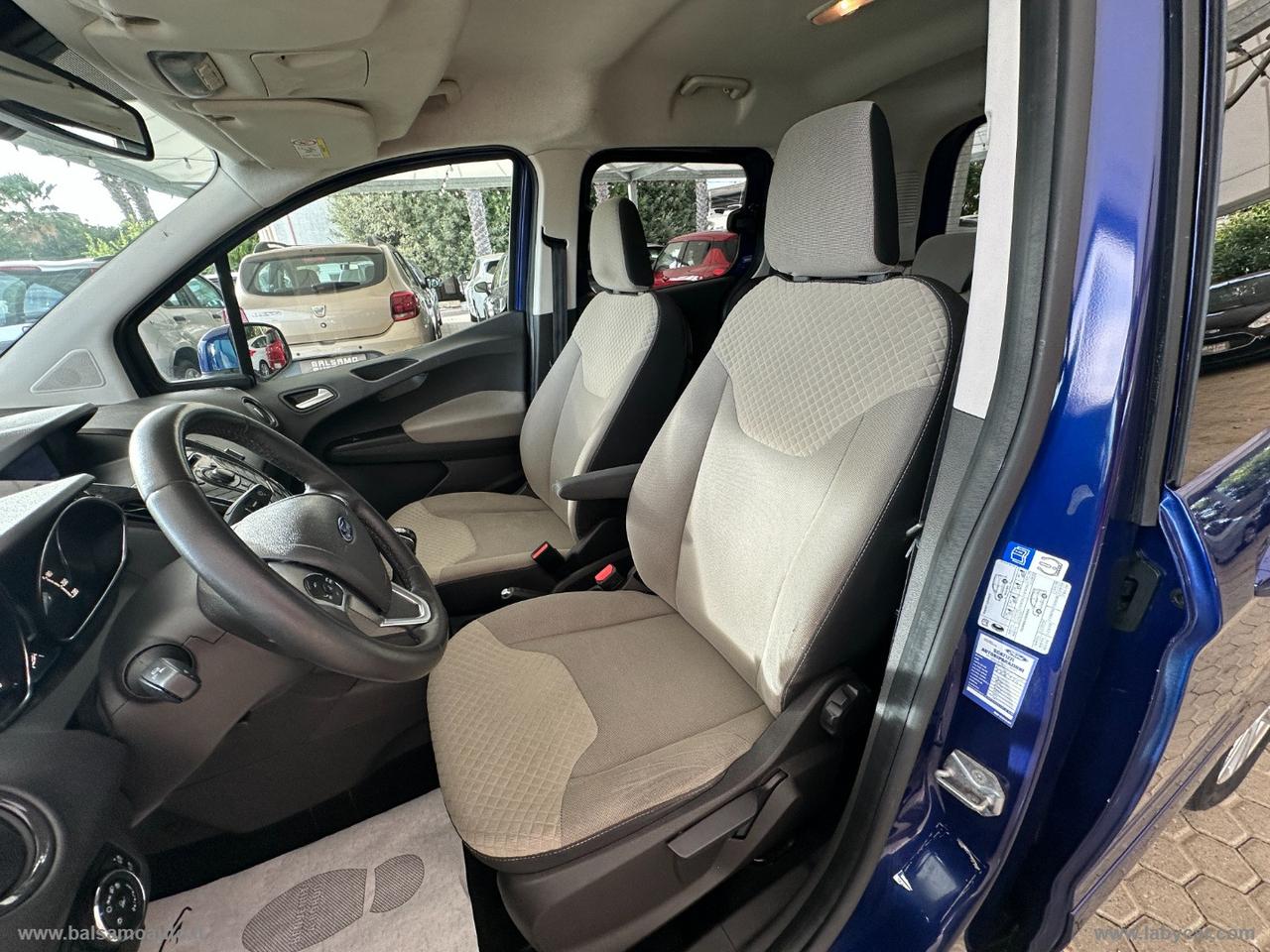 FORD Tourneo Courier 1.5 TDCI 75 CV Titanium