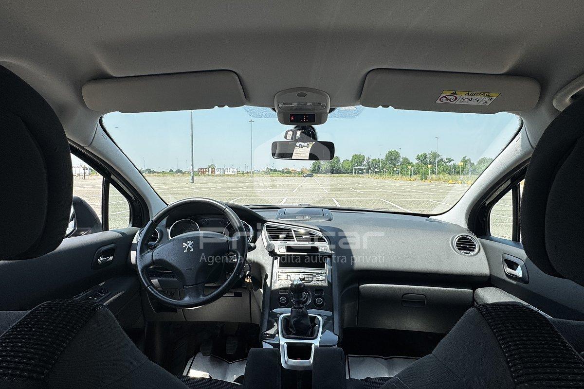 PEUGEOT 5008 BlueHDi 120 S&S Active