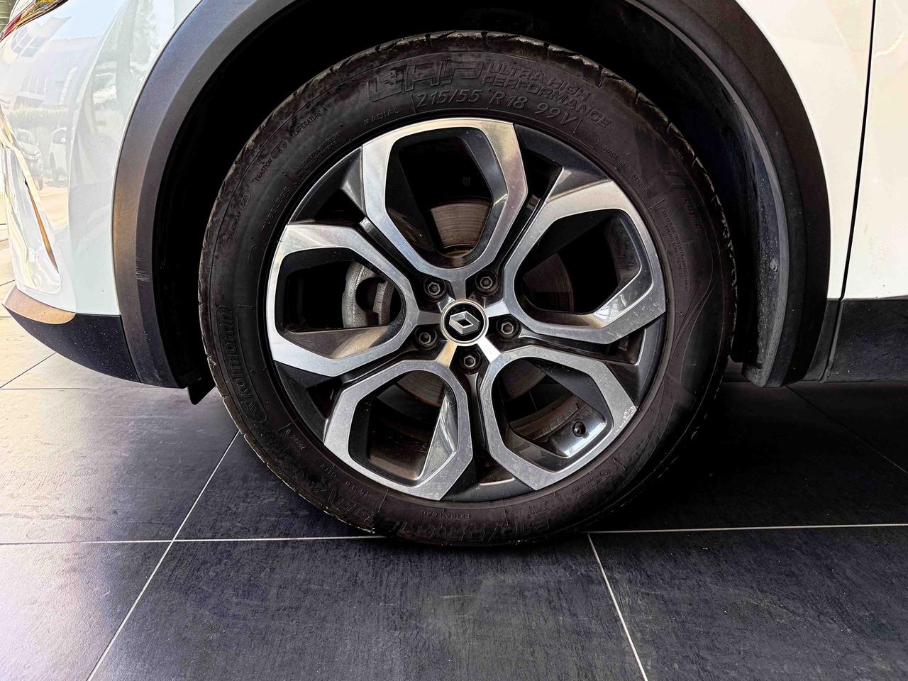 Renault Captur 1.6 e-tech hybrid intens 145cv auto