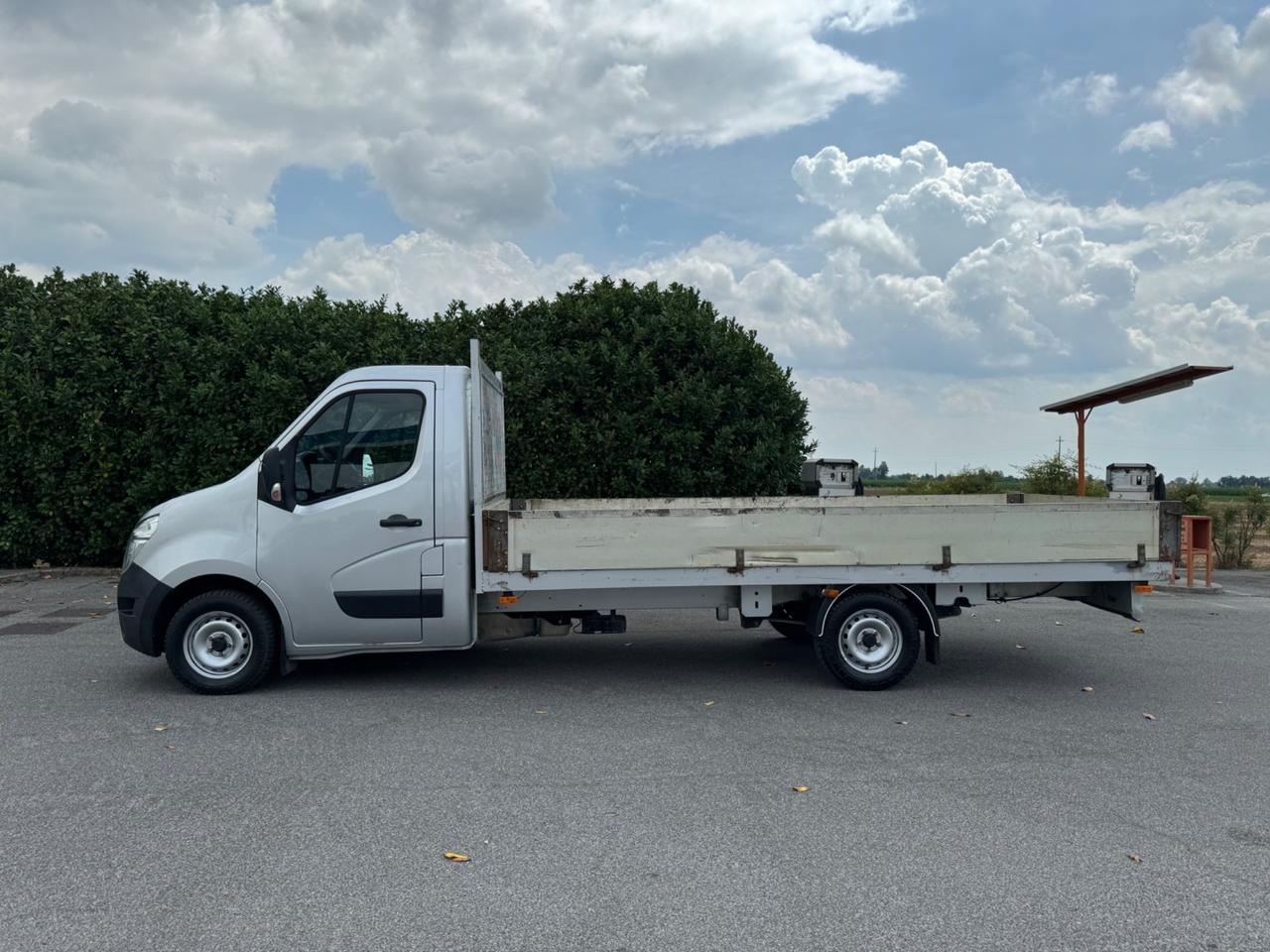 Nissan NV400 NV 400 2.3 DCI 3T5 N-CONNECTA