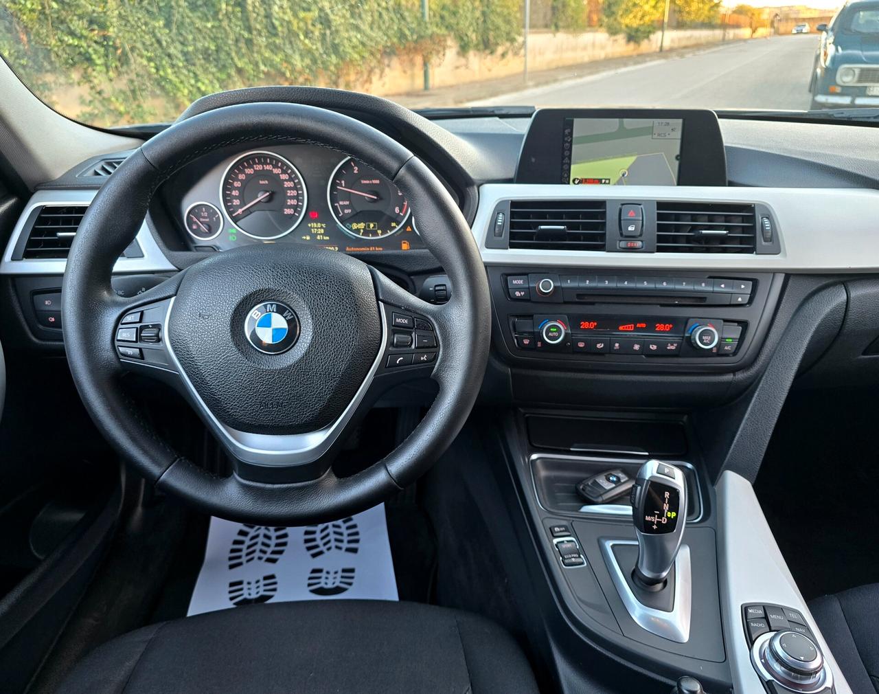 BMW 316D TOURING AUTOMATICA FULL LED NUOVISSIMA