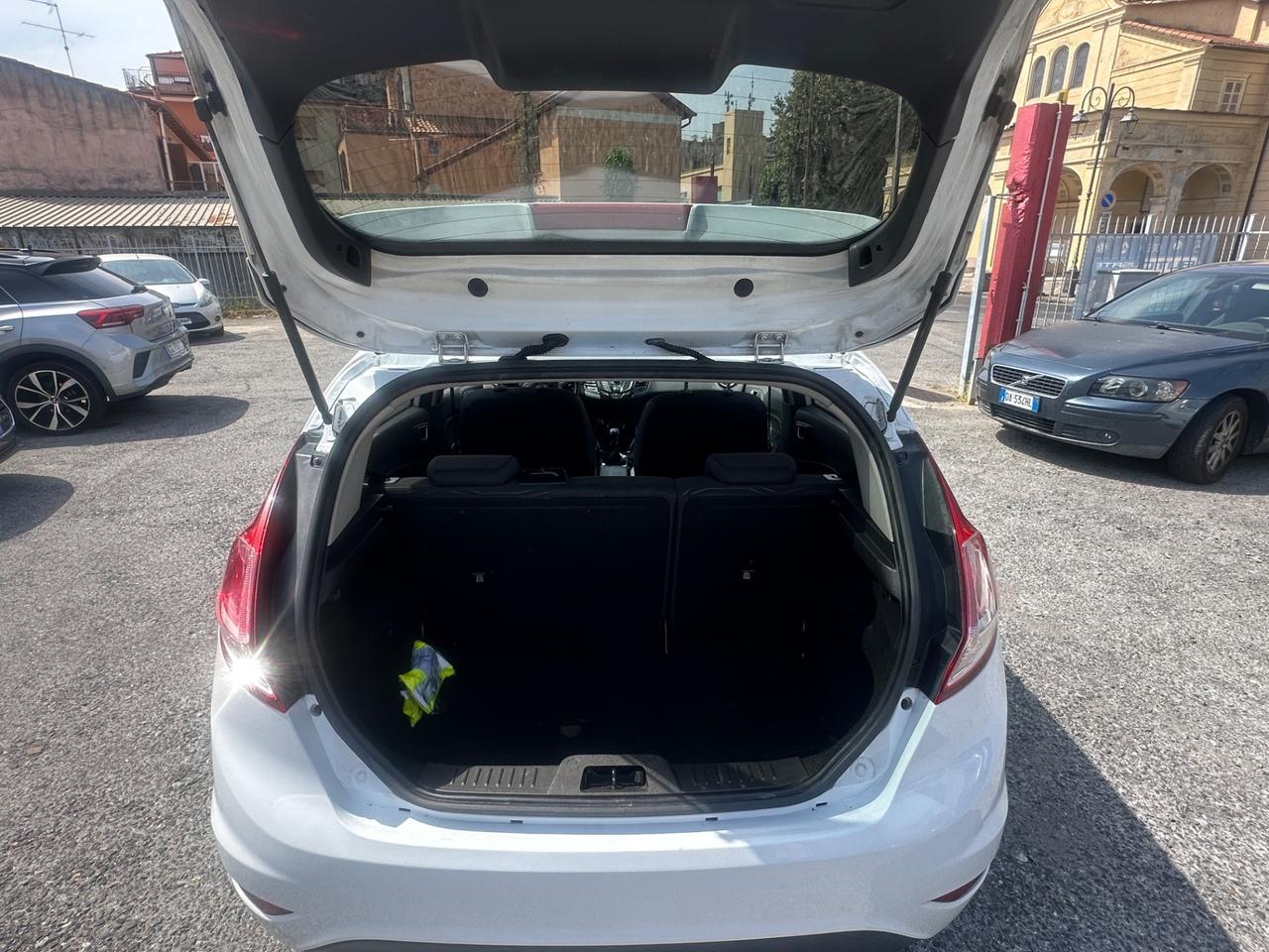 Ford Fiesta 1.5 TDCi 75CV 5 porte Titanium