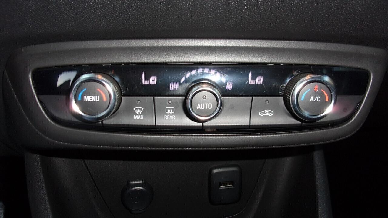 Opel Crossland 1.5 ECOTEC D 110 CV Start&Stop Design & Tech