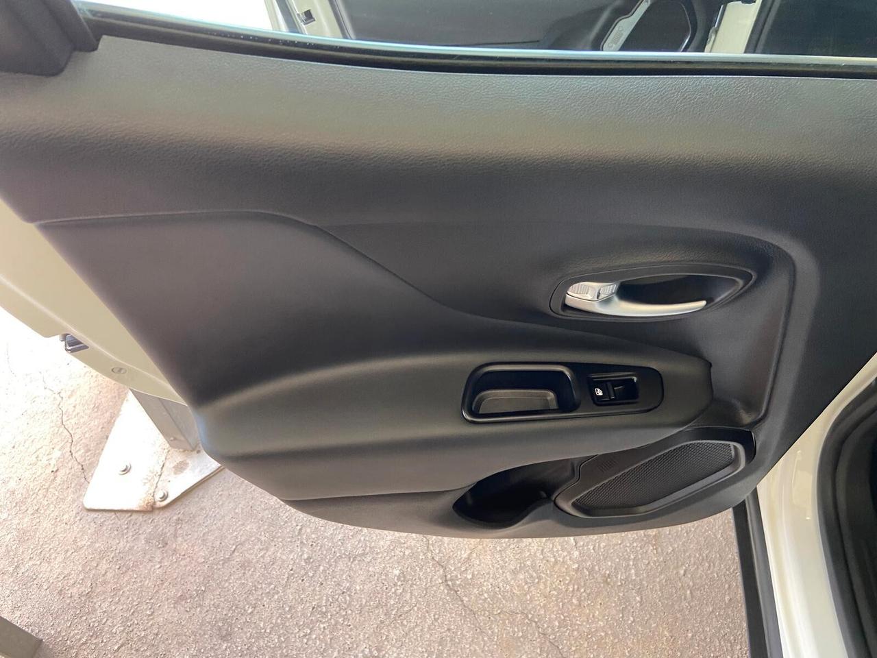Jeep Renegade 1.3 T4 190CV PHEV 4xe AT6 Limited