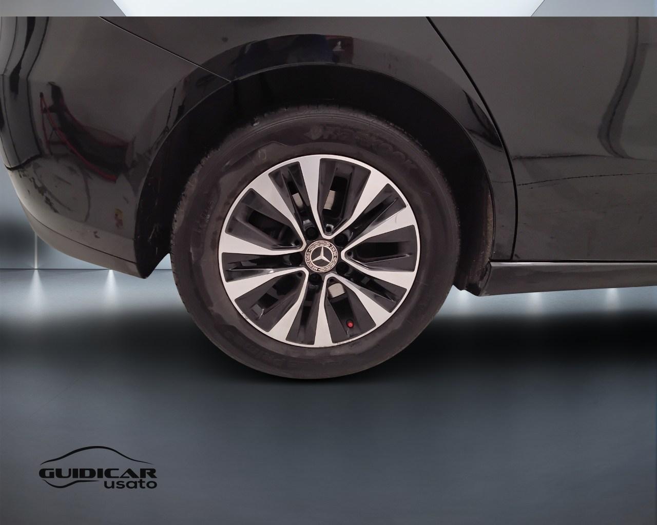 Mercedes-Benz Classe B - W247 2018 - B 180 d Sport auto