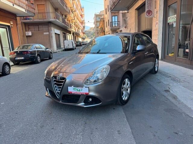 Alfa Romeo Giulietta 1.6 JTDm-2 Distinctive