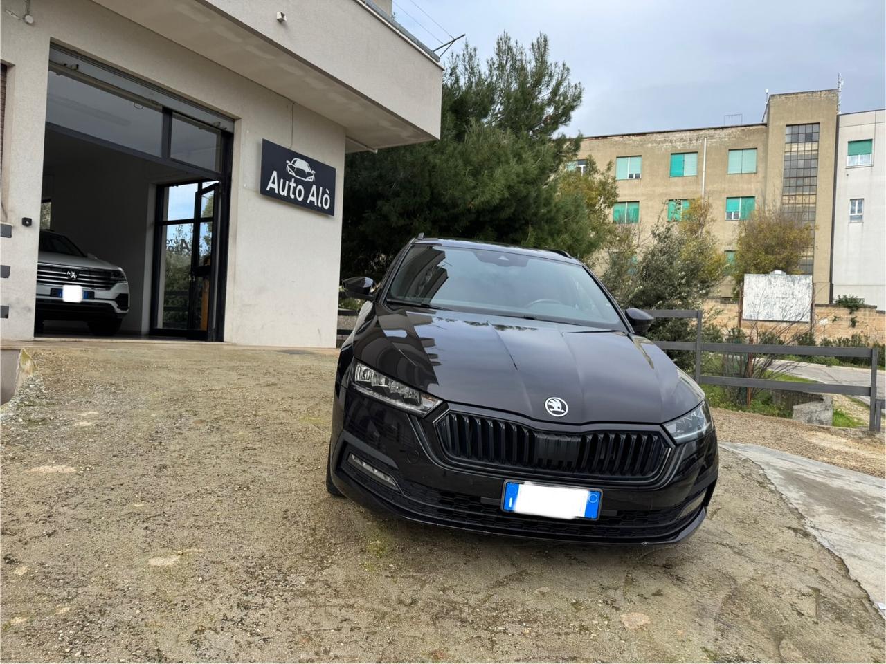 Skoda Octavia 2.0 TDI - CERCHI 18 - FULL LED- 2021