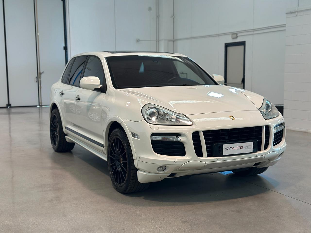 Porsche Cayenne 4.8 GTS