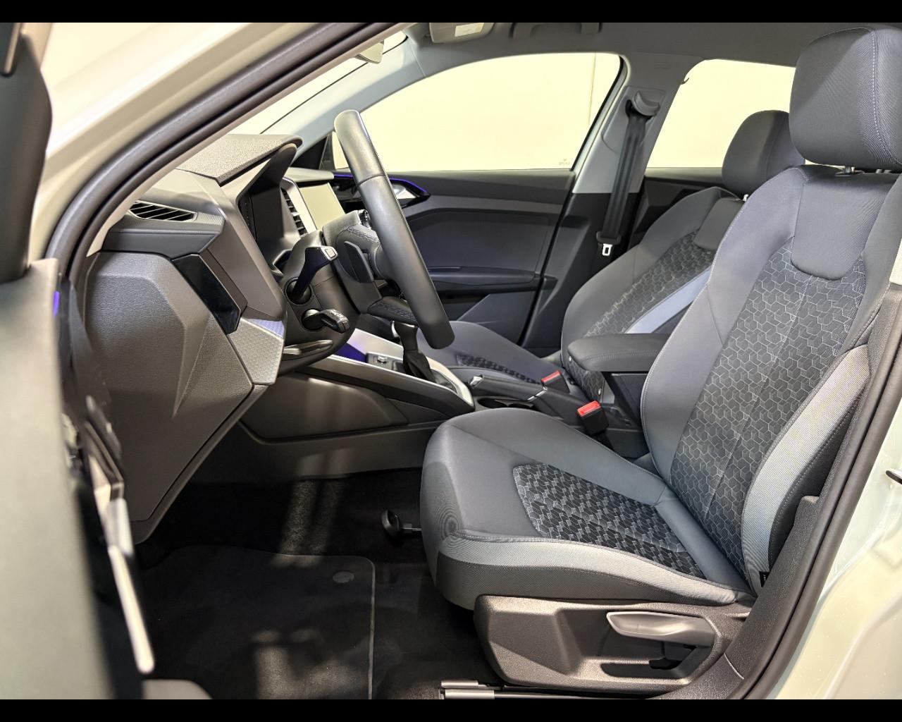 AUDI A1 SPORTBACK 30 TFSI S-TRONIC S-LINE EDITION
