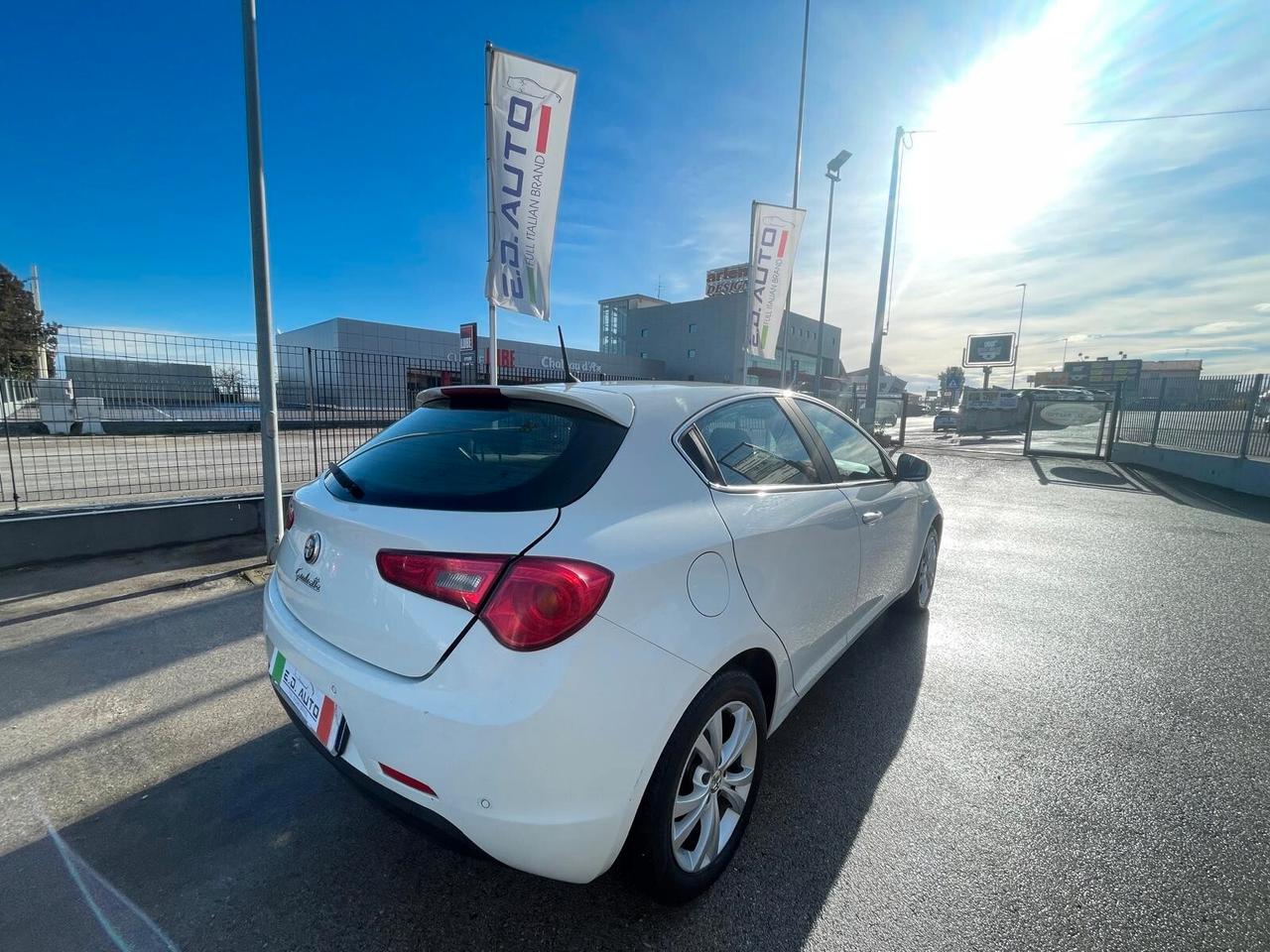 Alfa Romeo Giulietta 1.6 JTDm-2 105 CV Exclusive