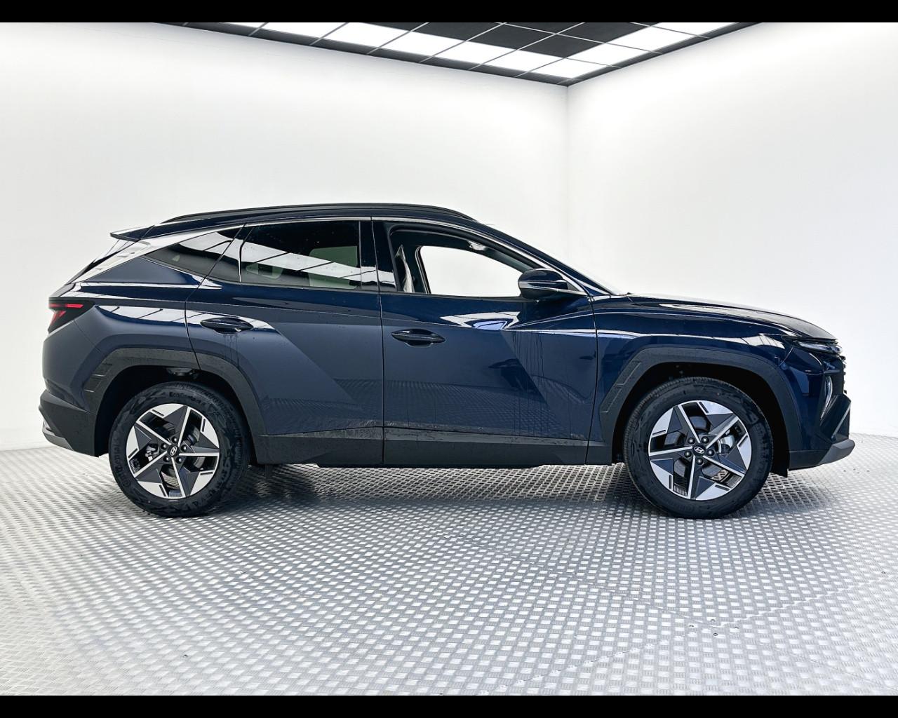 HYUNDAI TUCSON PE 1.6TGDI MT 48V BUSINESS