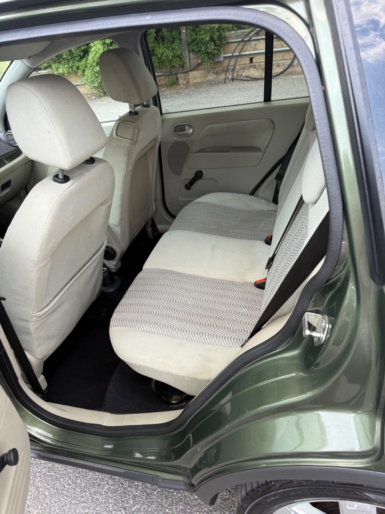 Ford Fusion 1.4 TDCi 5p. Leather