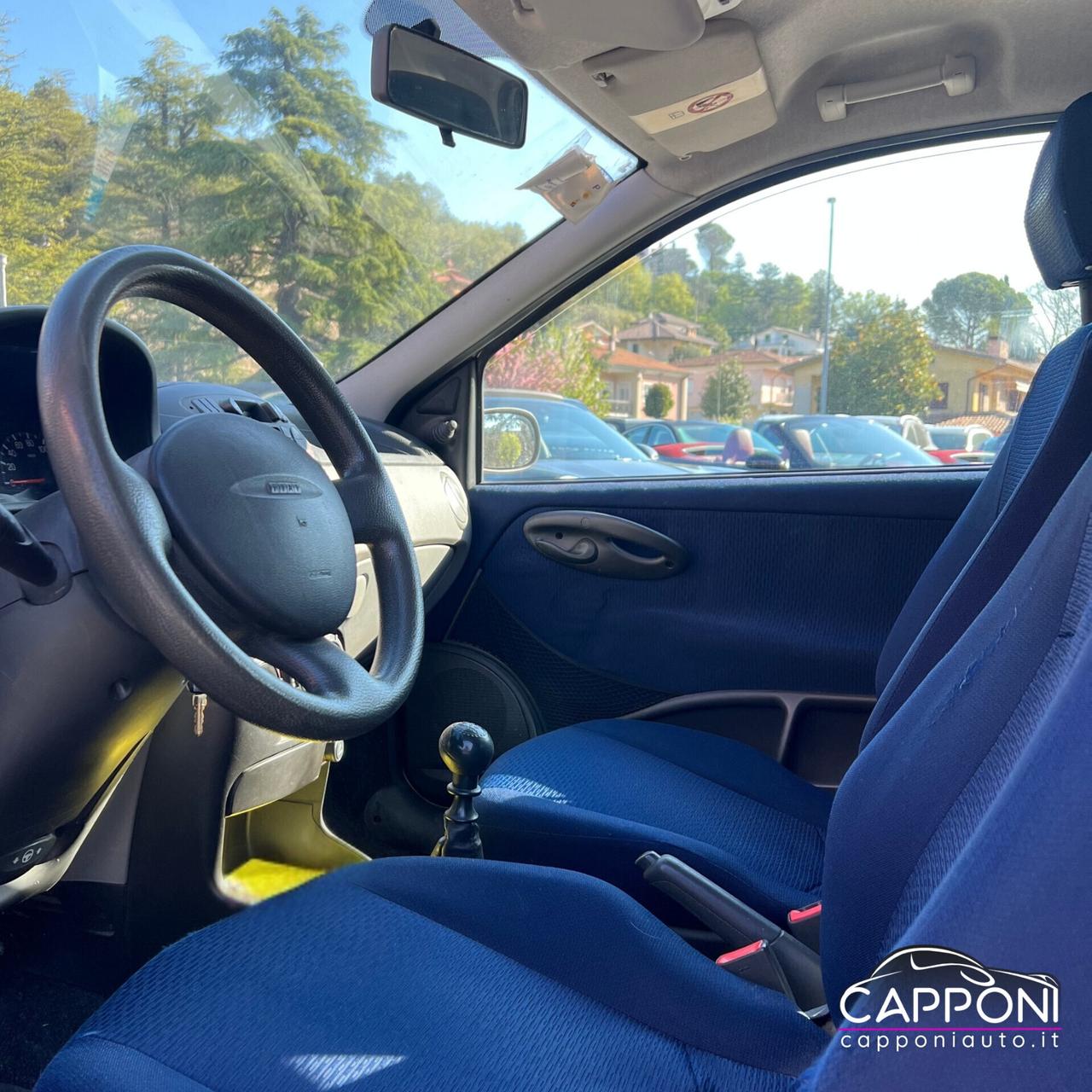 Fiat Punto 1.2i cat 3 porte