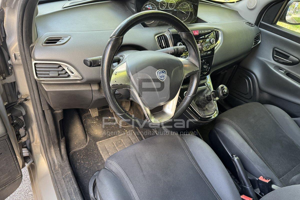 LANCIA Ypsilon 1.2 69 CV 5 porte S&S Platinum