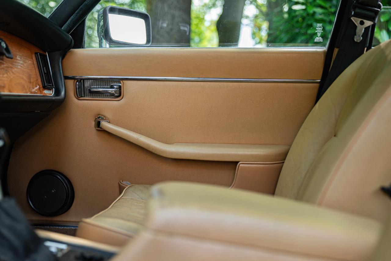 Jaguar XJ6 4.2 MANUALE - JAG00089