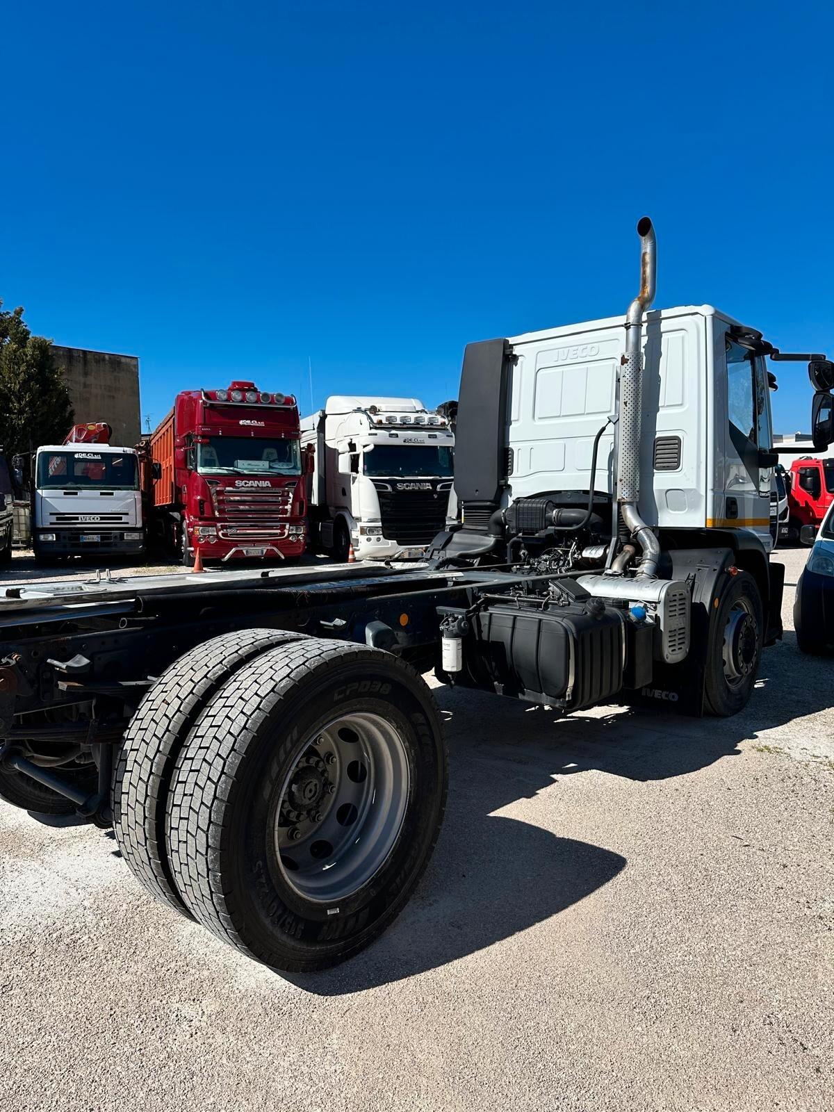 IVECO 180E25