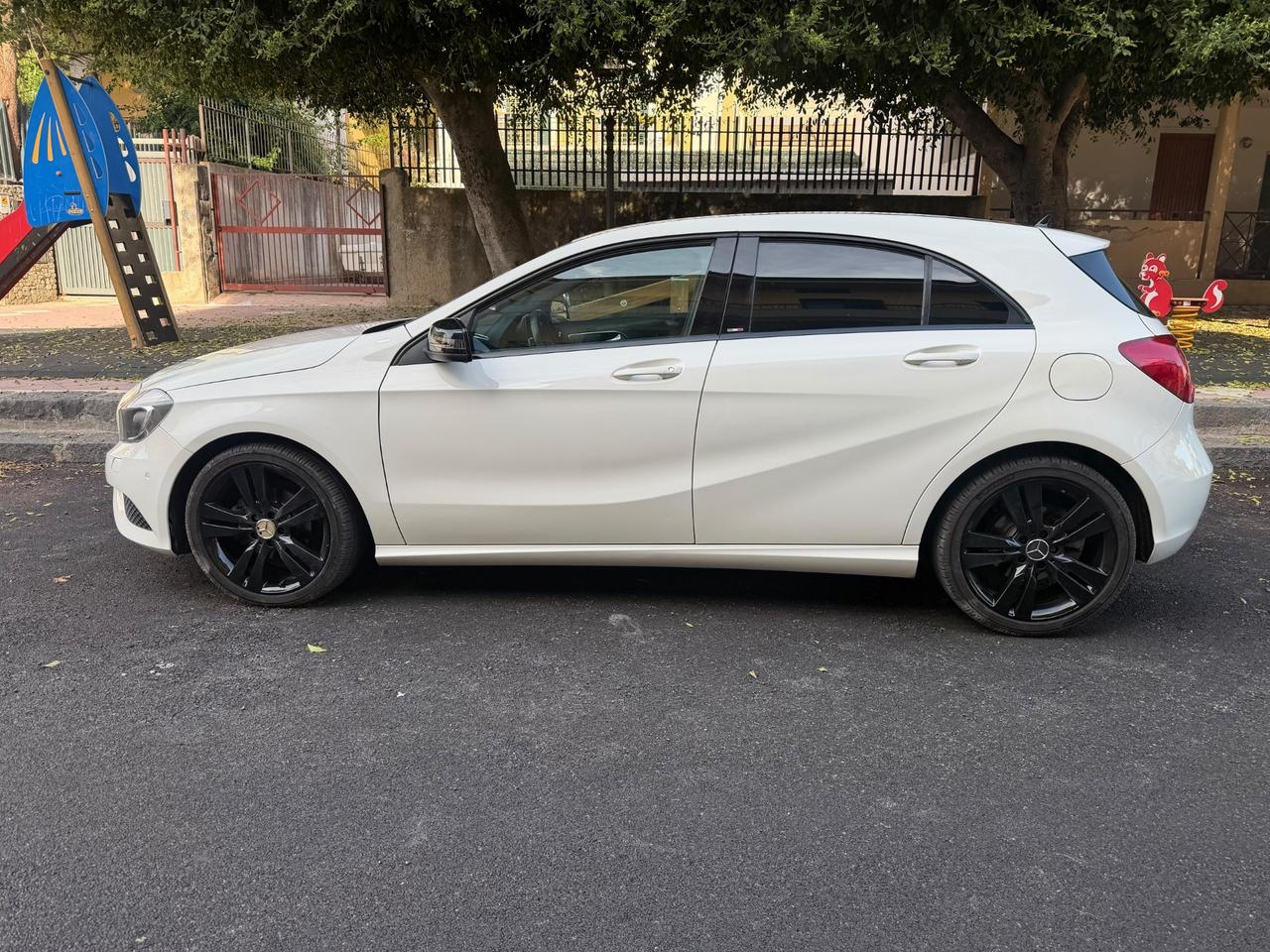 Mercedes-benz A 180 CDI BlueEFFICIENCY Automatic Executive