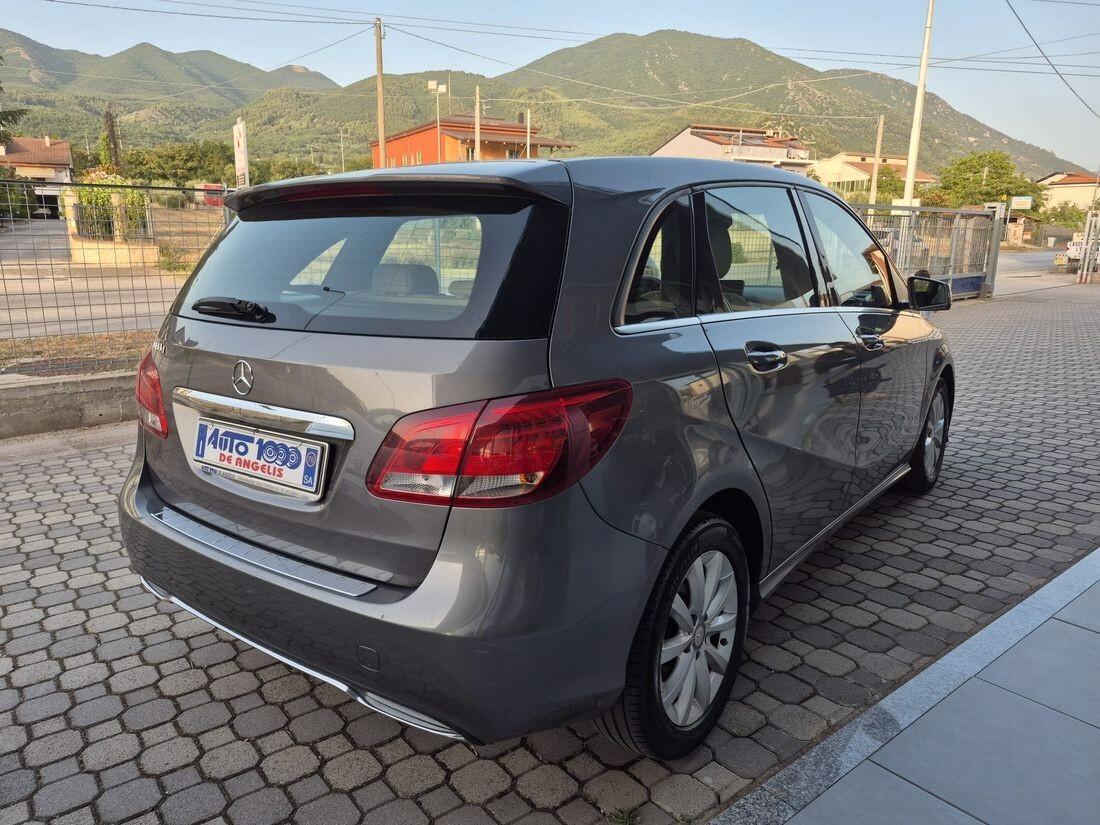 Mercedes-benz B 180 d *** SPORT - FULL OPTIONALS *** EURO 6