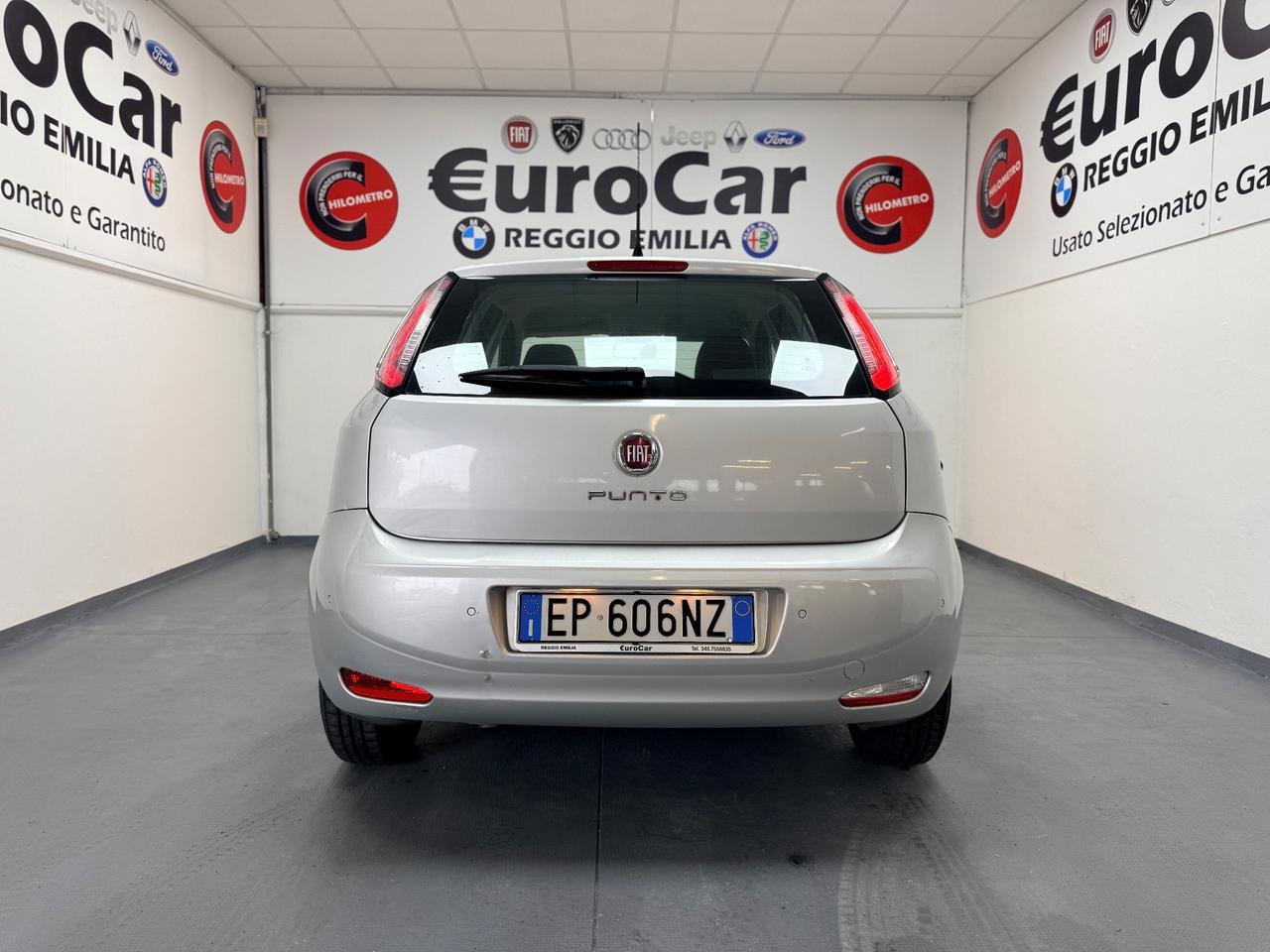 Fiat Punto 1.4 8V 5P GPL Lounge 01/2013 Neopatentati