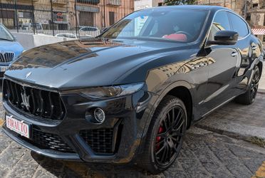 Maserati Levante V6 250cv Diesel AWD Gransport