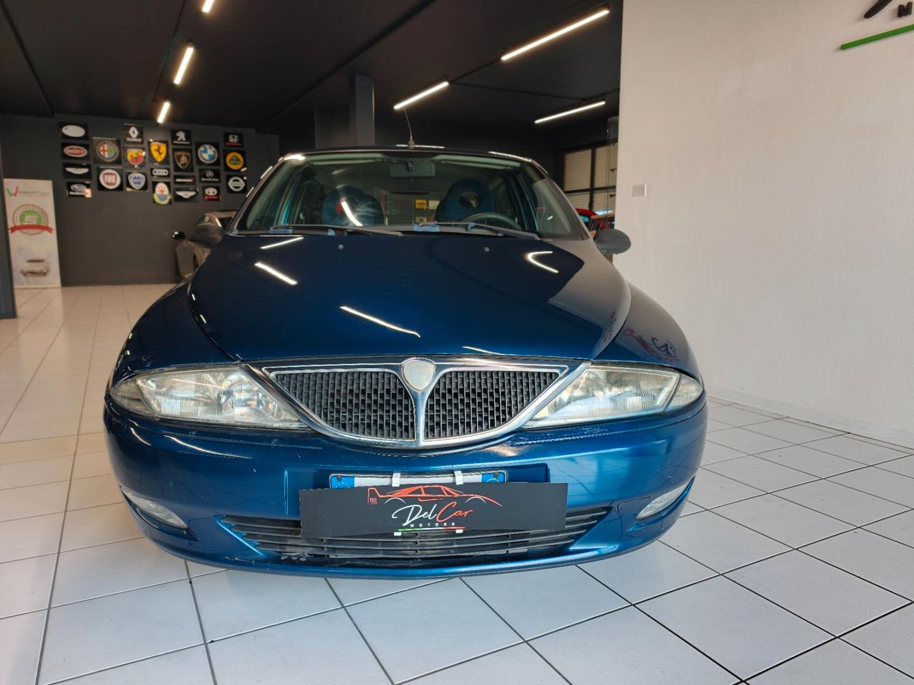 Lancia Y 1.2i cat LS