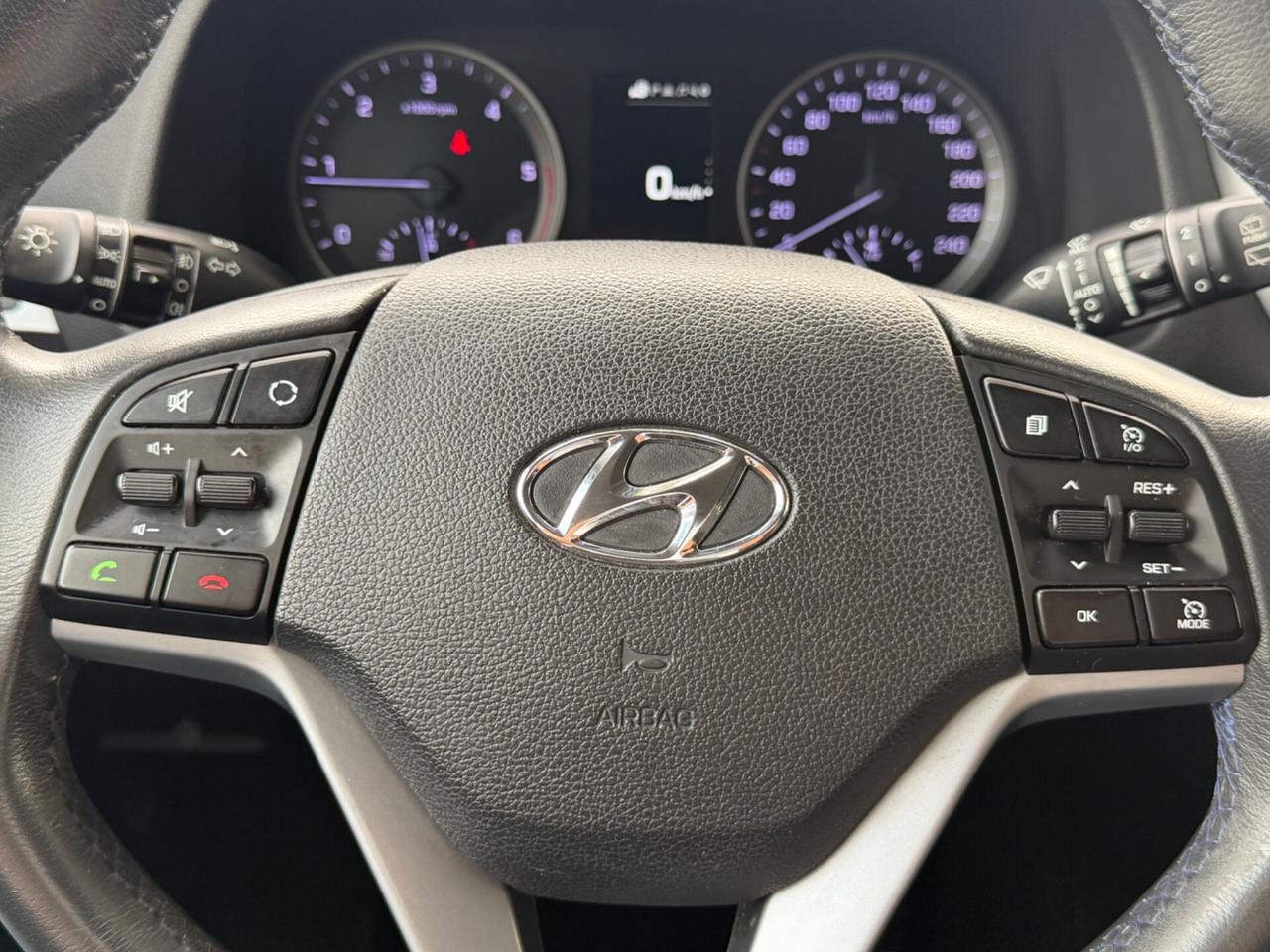 Hyundai Tucson 1.7 CRDi XPossible Garanzia 12 Mesi