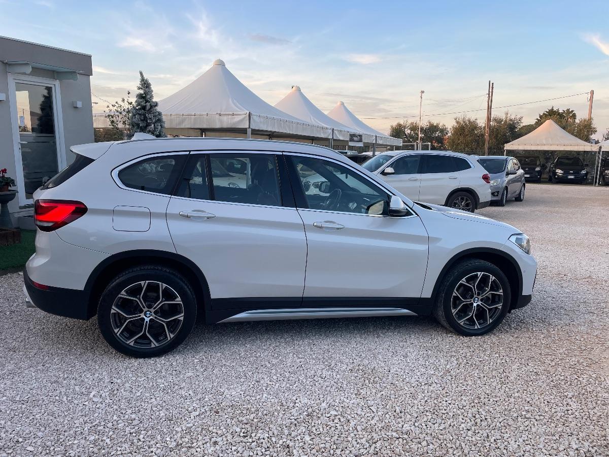 BMW - X1 - sDrive20d xLine