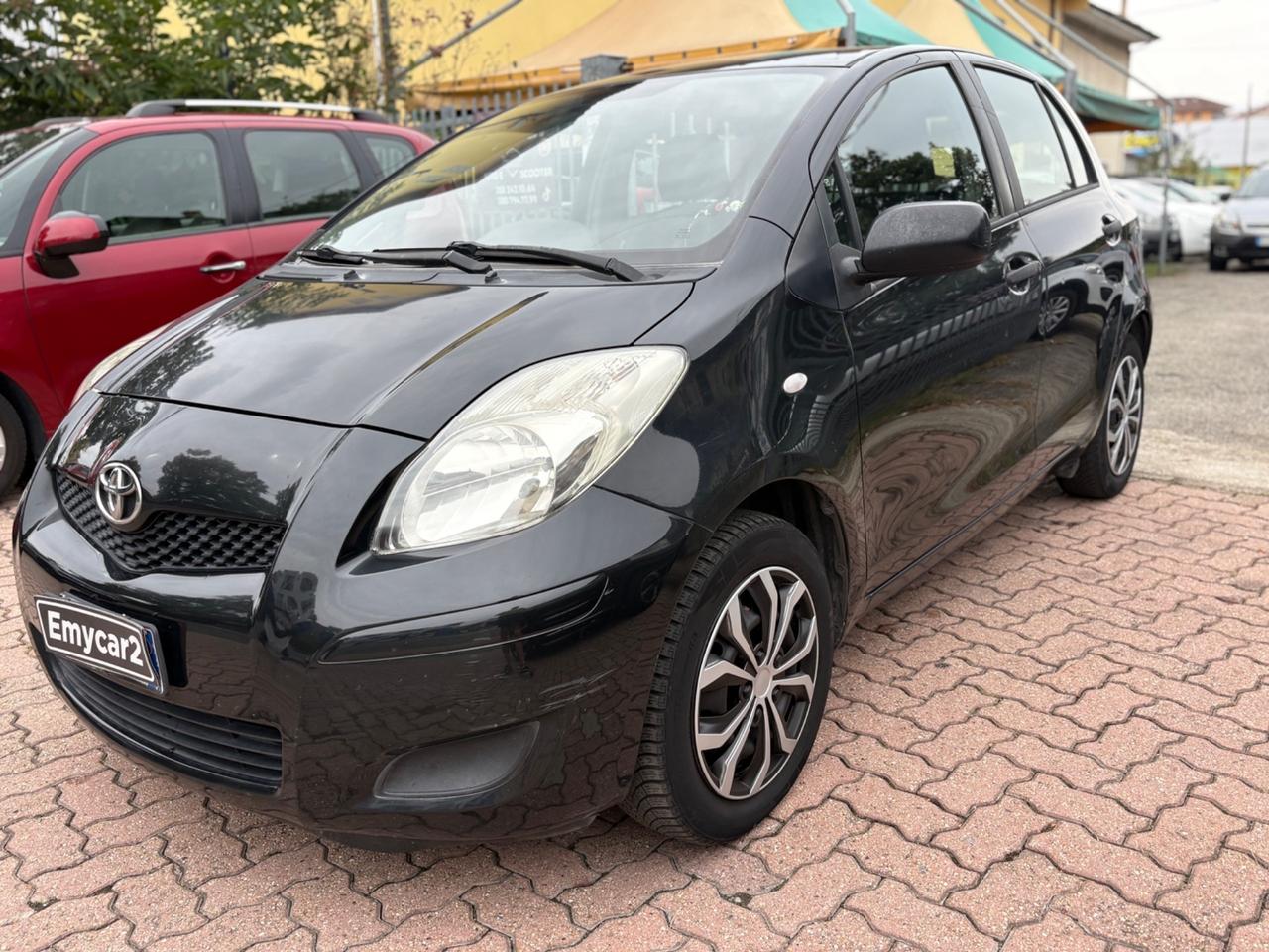 Toyota Yaris 1.0 5 porte Sol