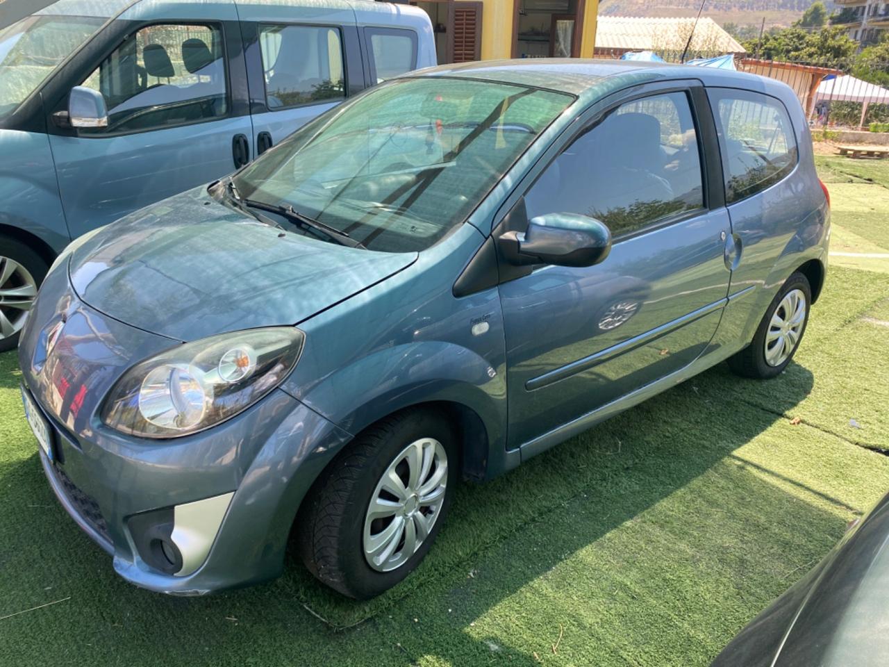 Renault Twingo 1.2 benz 2010