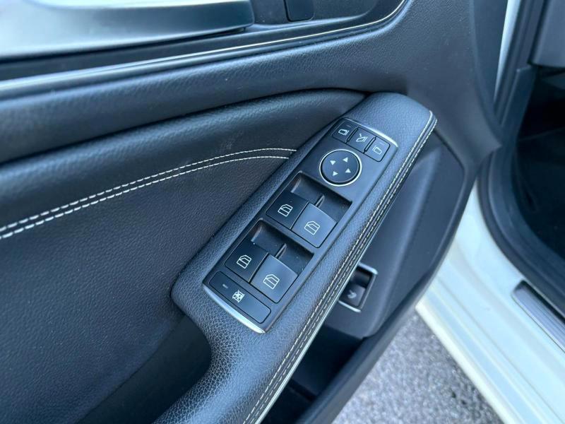 Mercedes CLA Berlina 200 1.8 DIESEL 100 CV cdi Premium