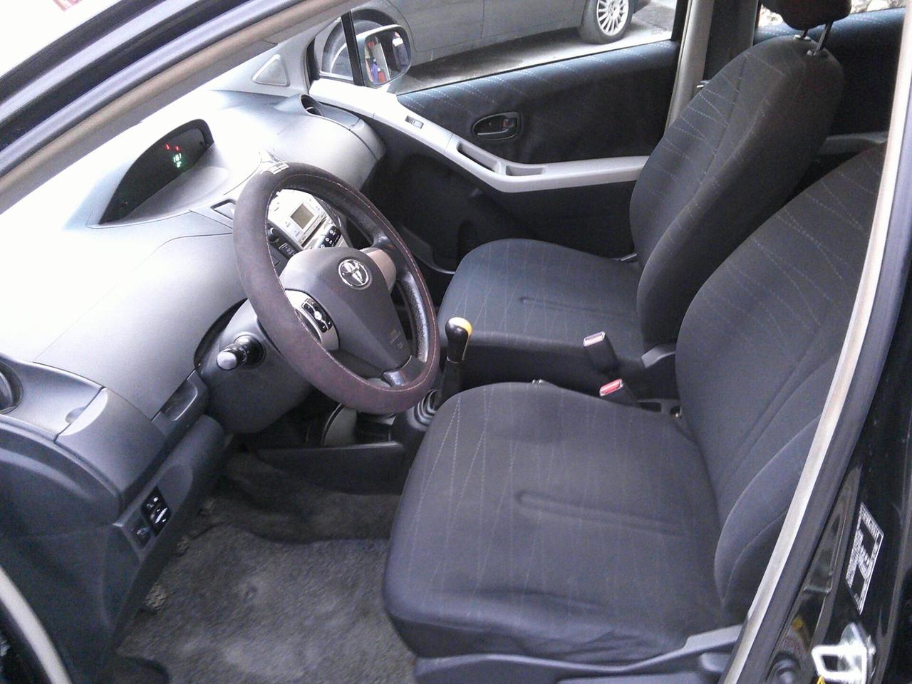 Toyota Yaris 1.0 5 porte Sol 07