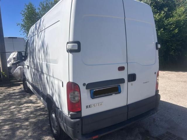 RENAULT Master T28/100 2.5 dCi PC-TN Furg. Gene.