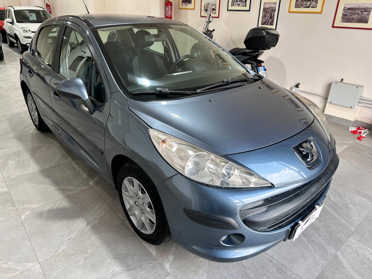 Peugeot 207 1.4 HDi 70CV 5p. NEOPATENTATI – UNICO PROP.