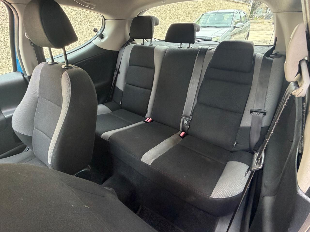 PEUGEOT 207 1.4 BENZINA 69CV EURO4 NEOPATENTATI
