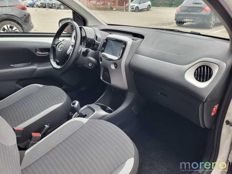 Toyota Aygo 1.0 72 CV x-play m-mt