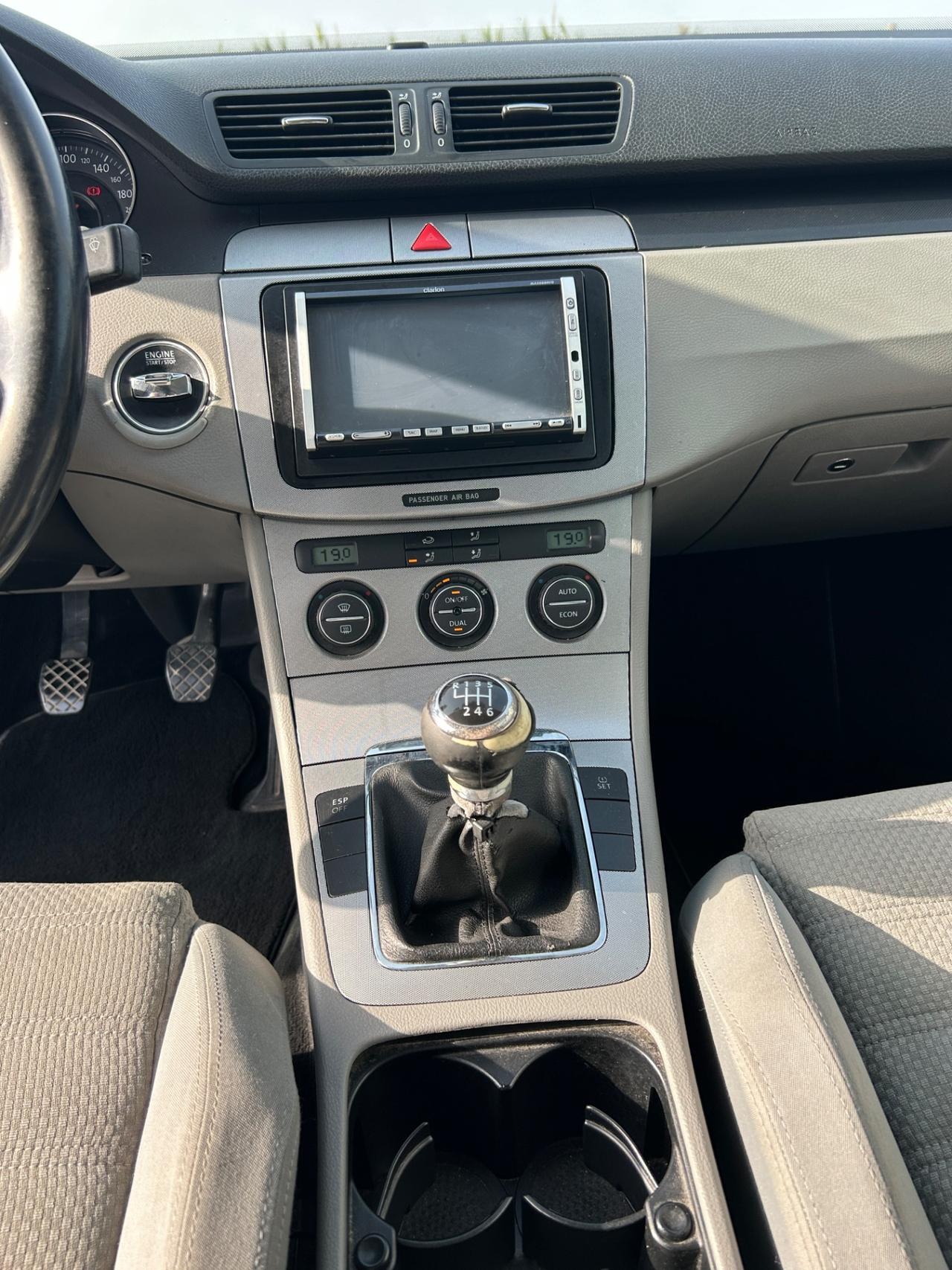 Volkswagen Passat 2.0 TDI DPF Comfortline