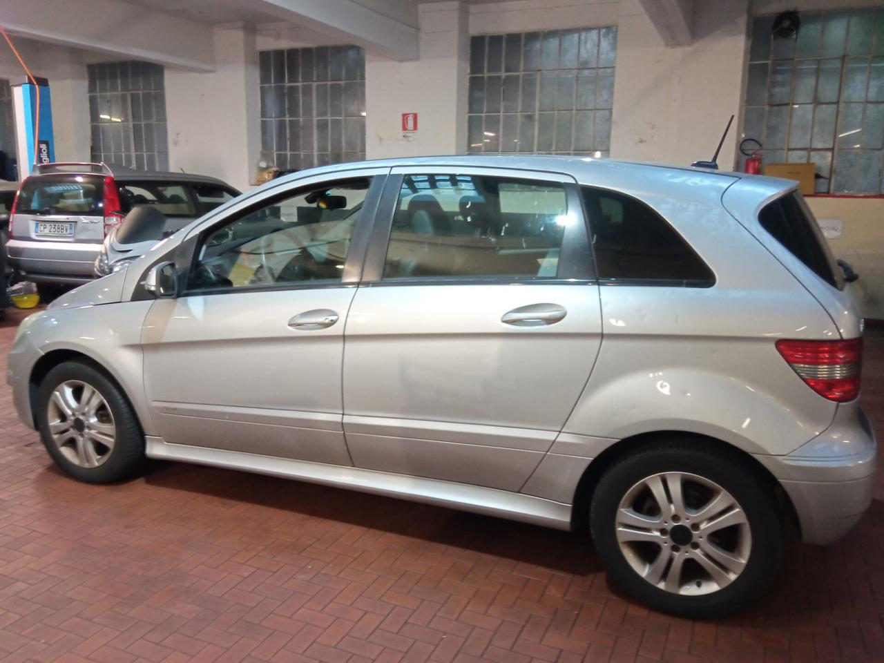 Mercedes-benz B 180 BlueEFFICIENCY Sport 116CV