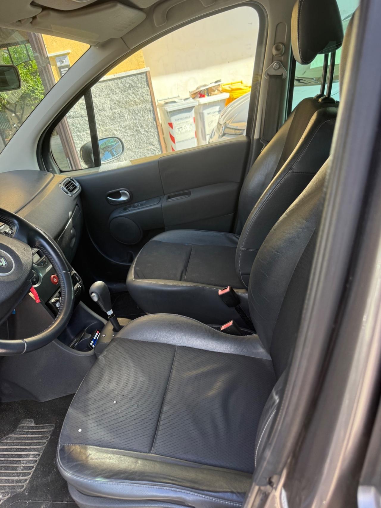 Renault Modus Grand 1.6 16V AUTOMATICA