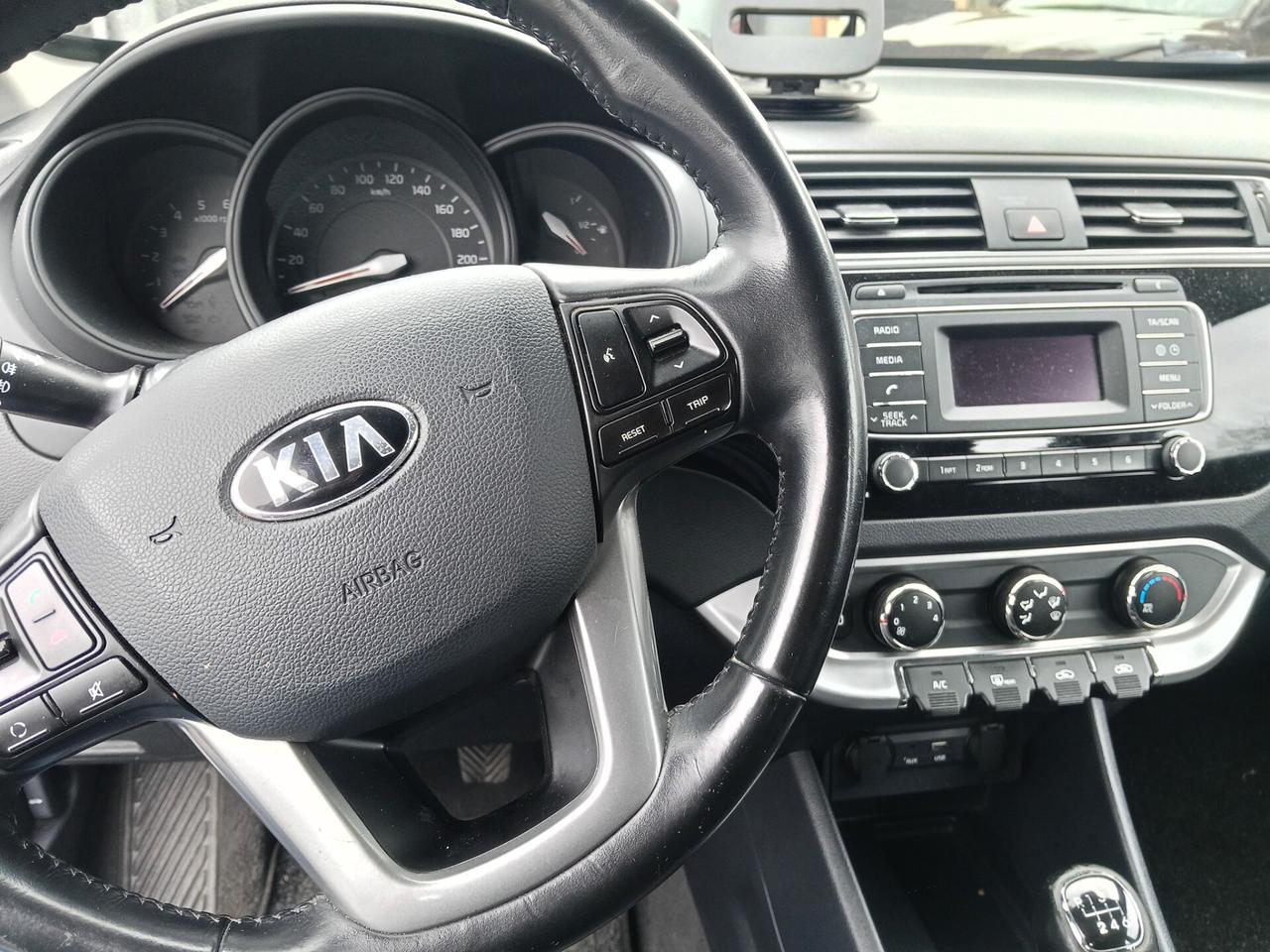 Kia Rio 1.1 CRDi 5p. Cool