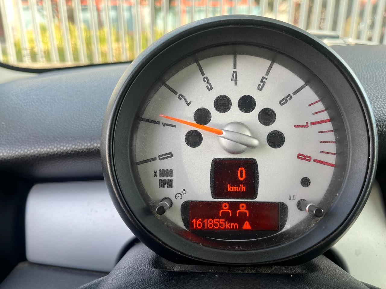 Mini 1.6 16V One (72kW)