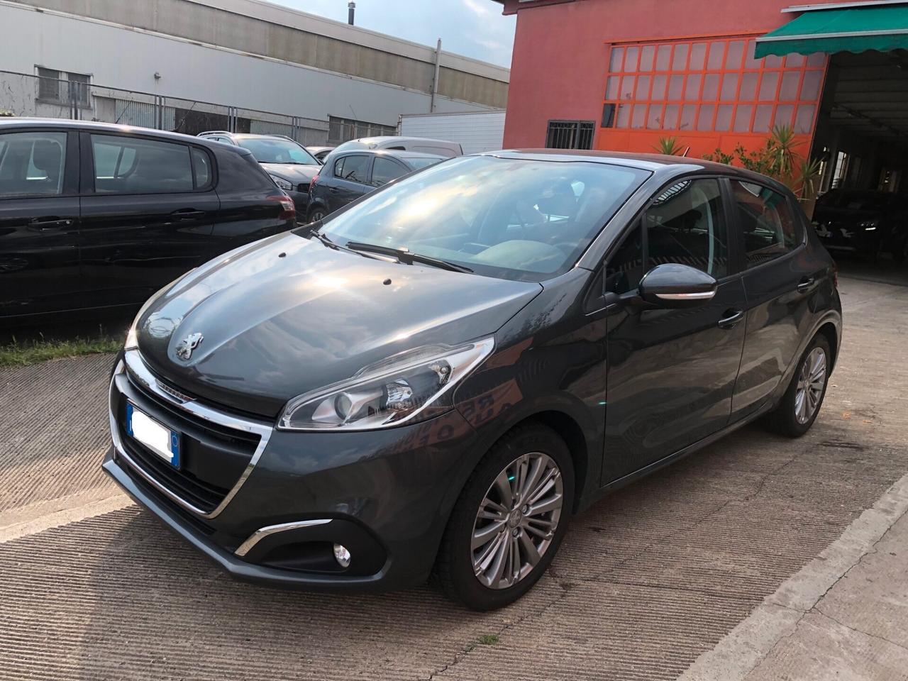Peugeot 208 PureTech 82 5 porte active