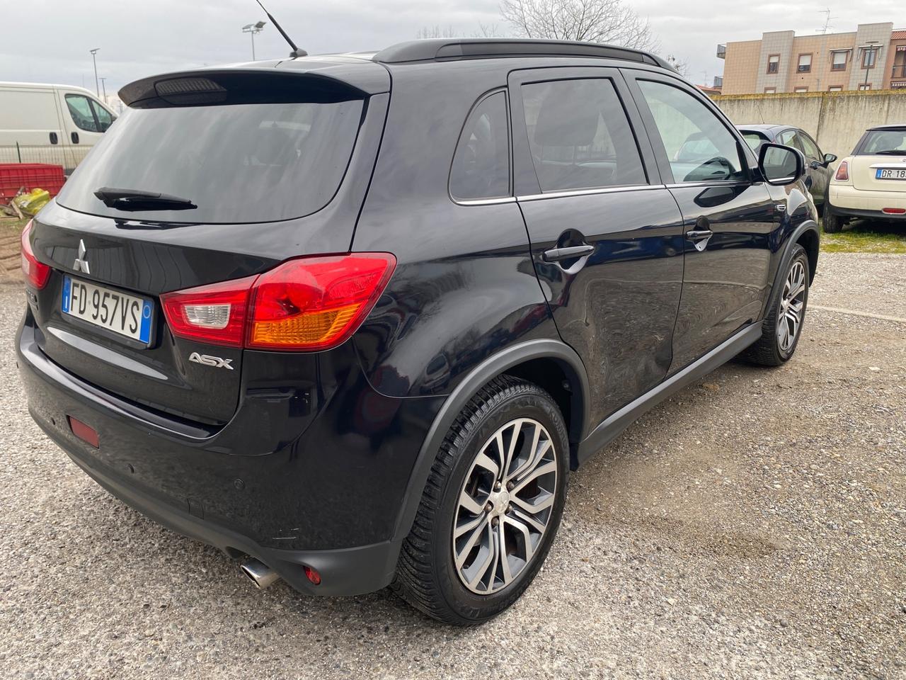 Mitsubishi ASX 1.6 DI-D 114 CV 2WD Inform