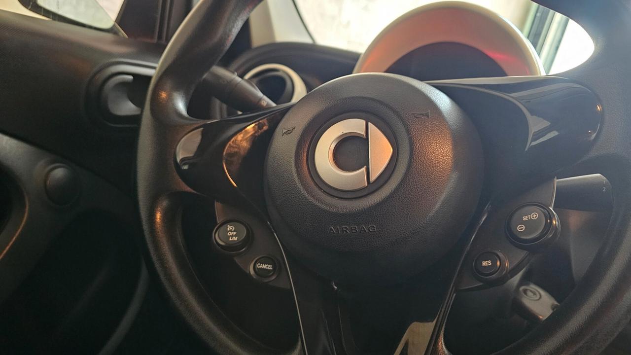 Smart ForFour 70 1.0 Passion