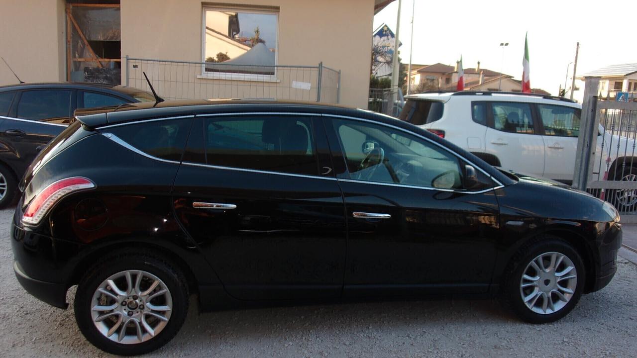 Lancia Delta 1.6 MJT DPF Platino