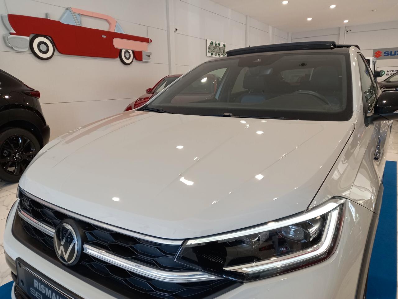 Volkswagen Taigo 1.0 TSI 110 CV DSG R-Line Tetto Apribile