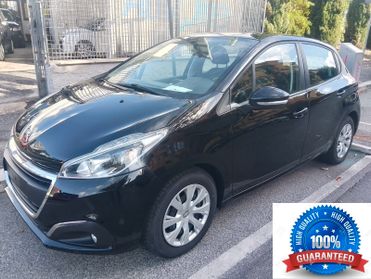 Peugeot 208 PureTech 82 5 porte Allure